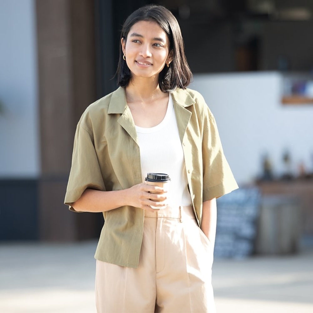 Uniqlo Linen Open Collar Button Up XS Khaki Shirt